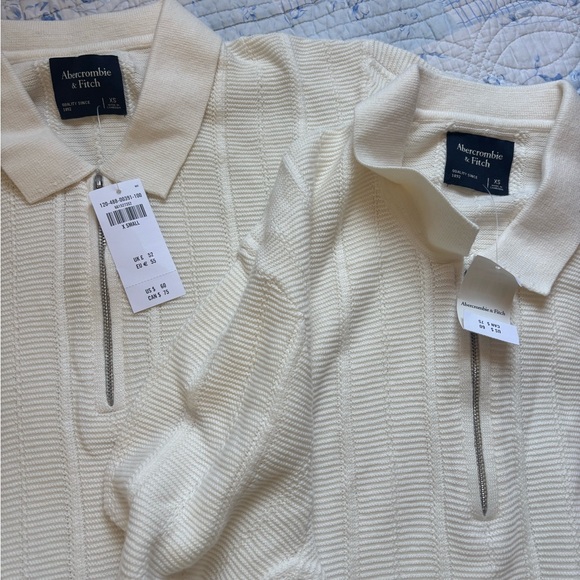 Abercrombie & Fitch Off-White Textured Zip Polo - Picture 5 of 5